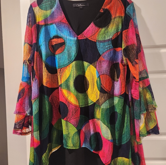 Top - Picture 2 of 2